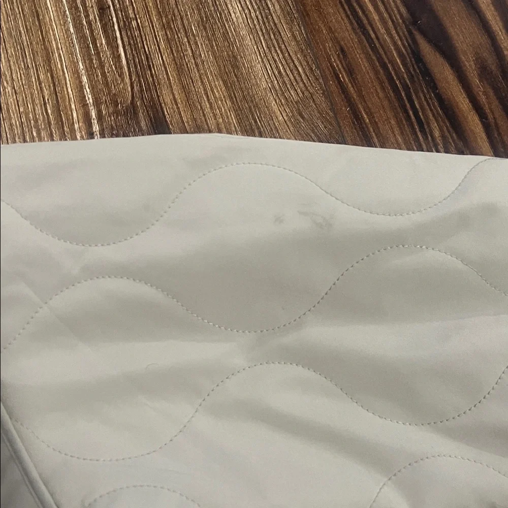 Chic Cream Quilted Jacket